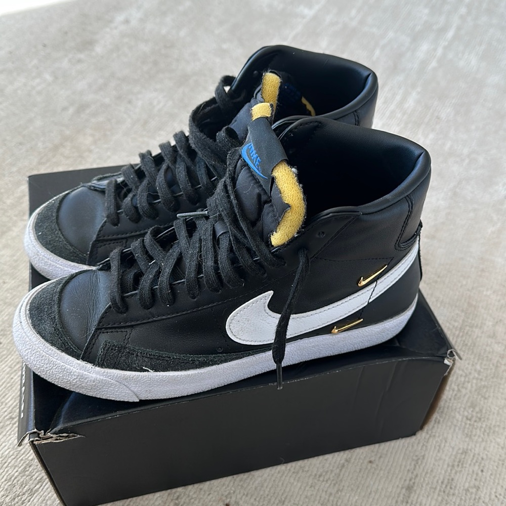 Nike Blazer